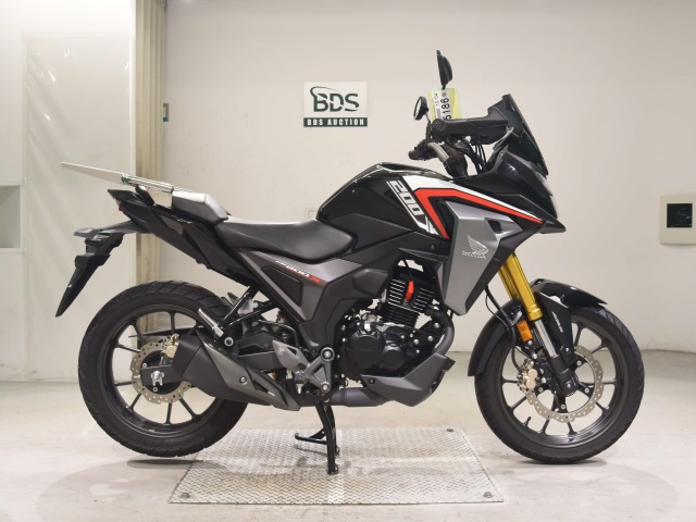 Honda CB200XA 2022