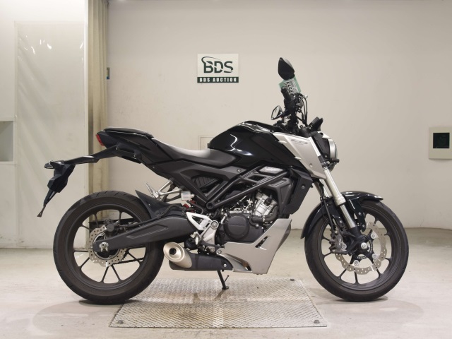 Honda CB125R 2018
