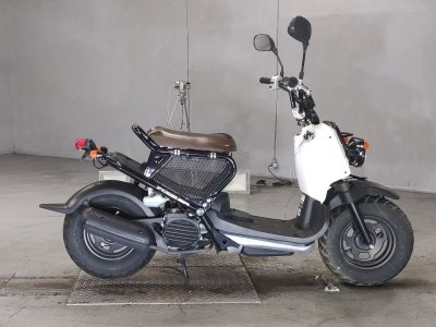 Honda ZOOMER 2012