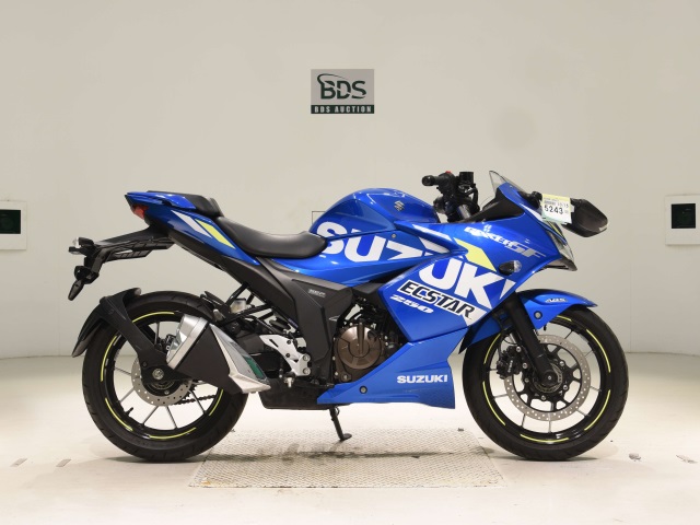 Suzuki GIXXER250SF