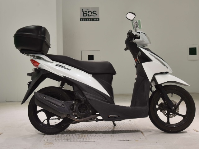 Suzuki ADDRESS V110