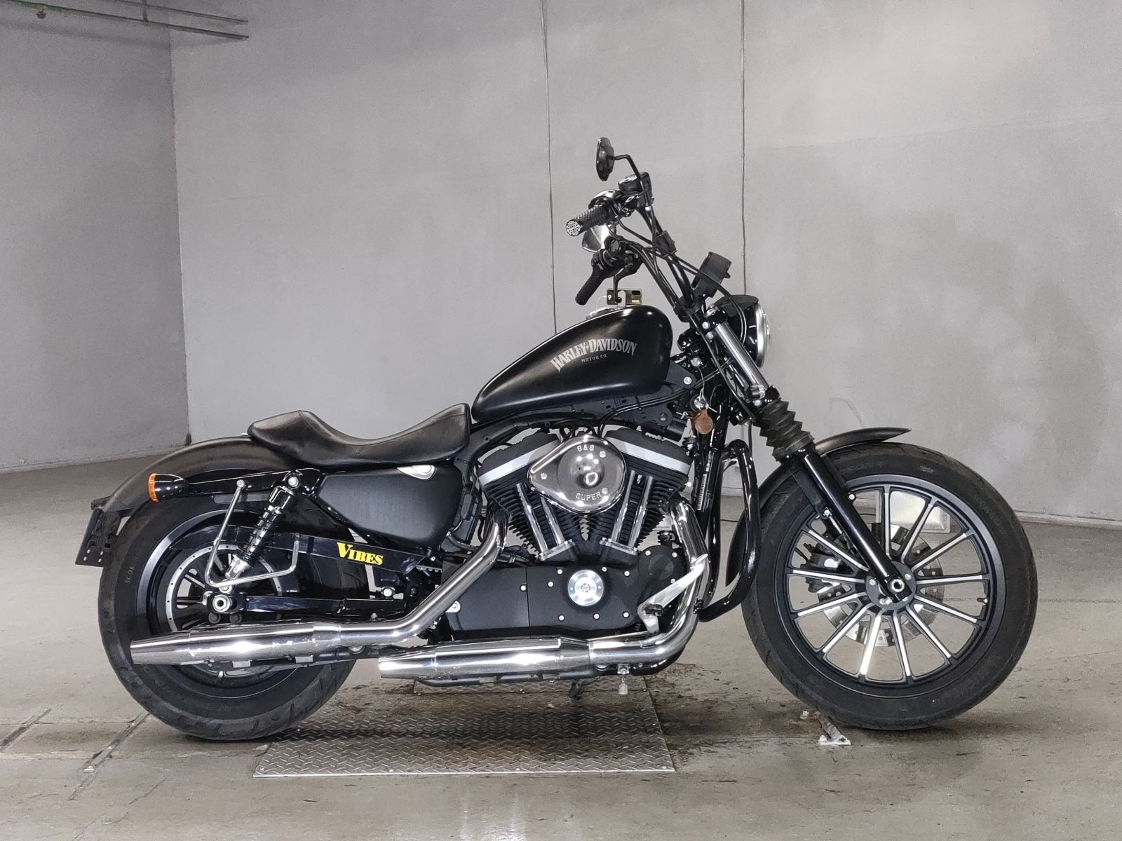 HD SPORTSTER IRON XL883N 2011