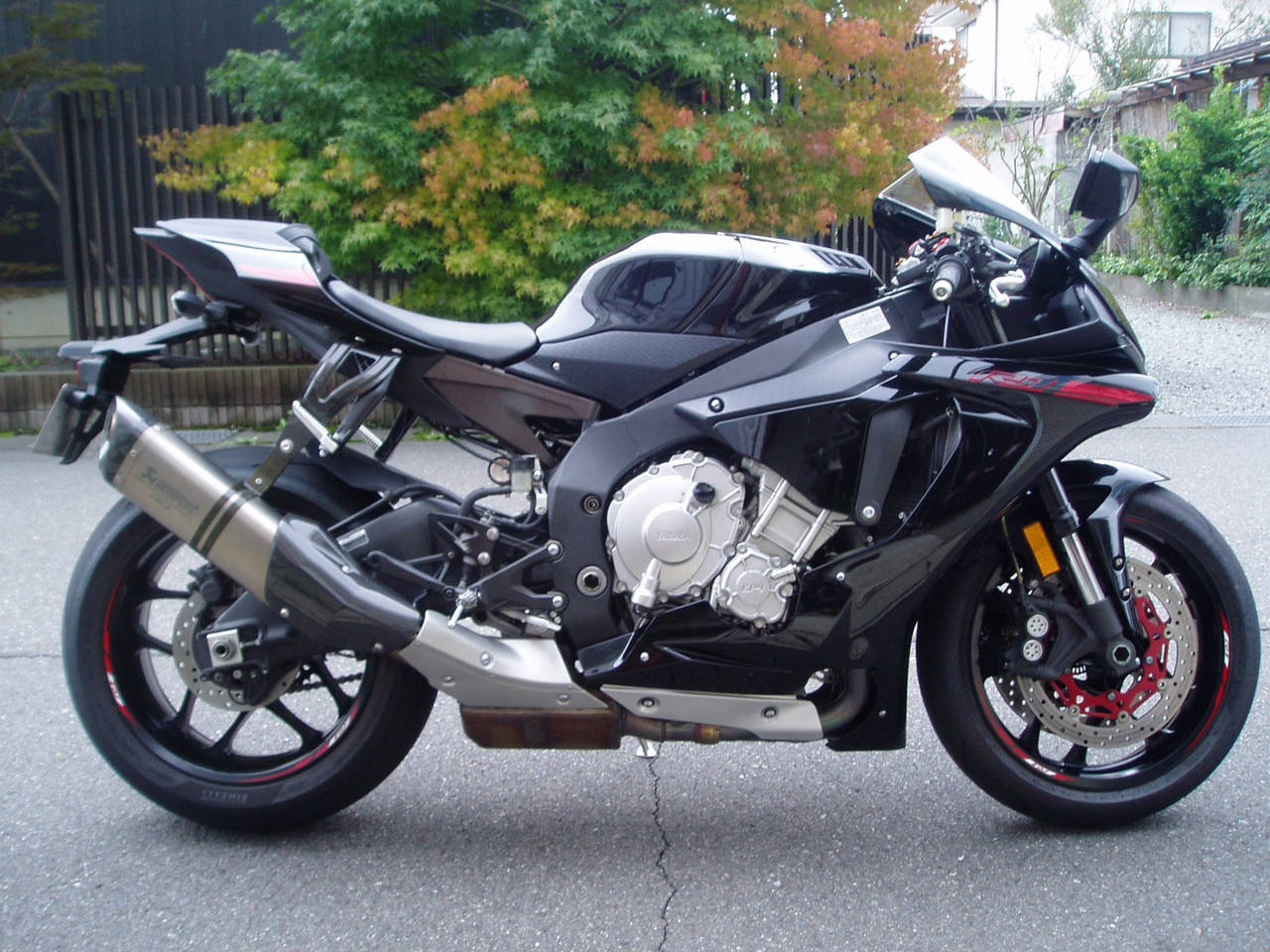 Yamaha YZF-R1 2016