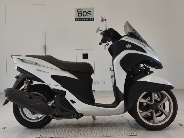 Yamaha TRICITY MW125 2015