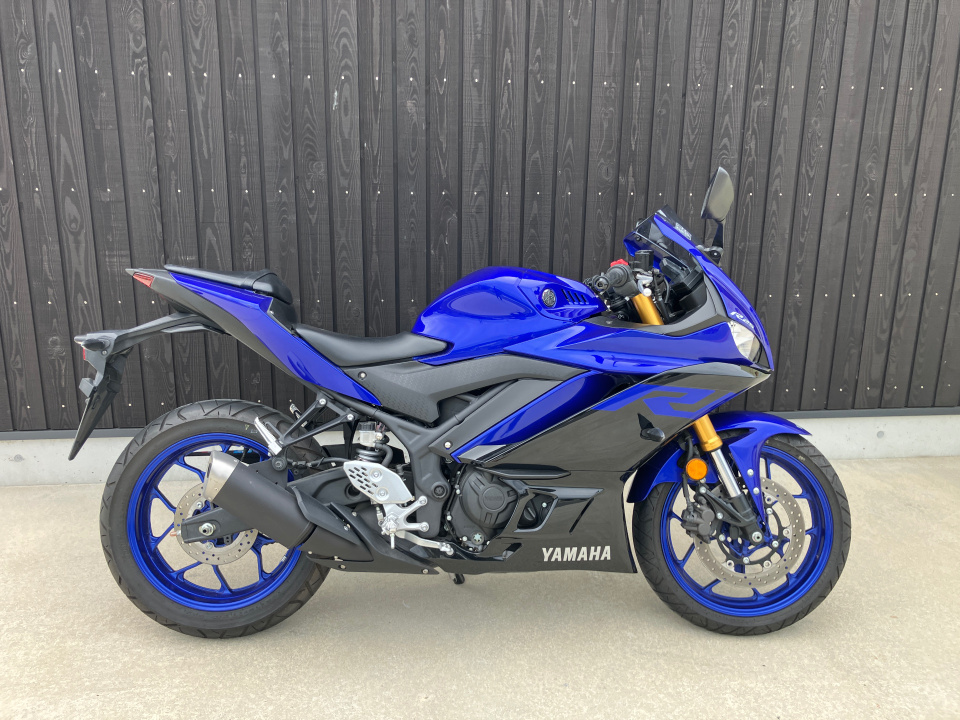 Yamaha YZF-R25A 2019