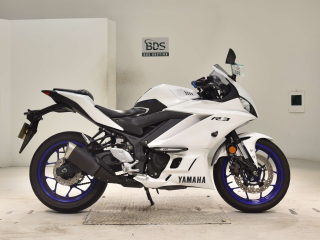 Yamaha YZF-R3A 2024