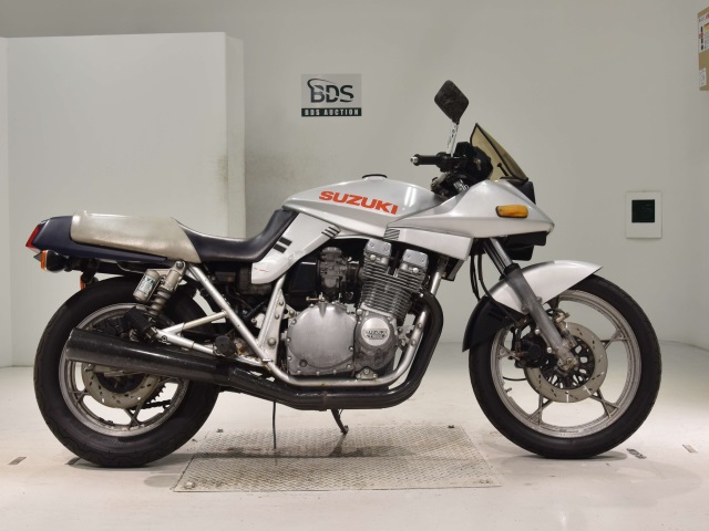 Suzuki GSX1100S KATANA 1982