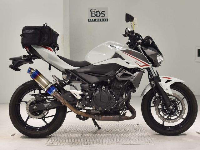 Kawasaki Z400 2021