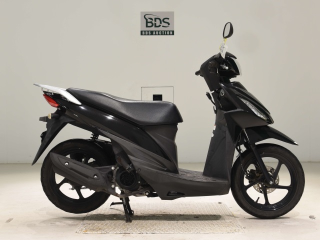 Suzuki ADDRESS V110