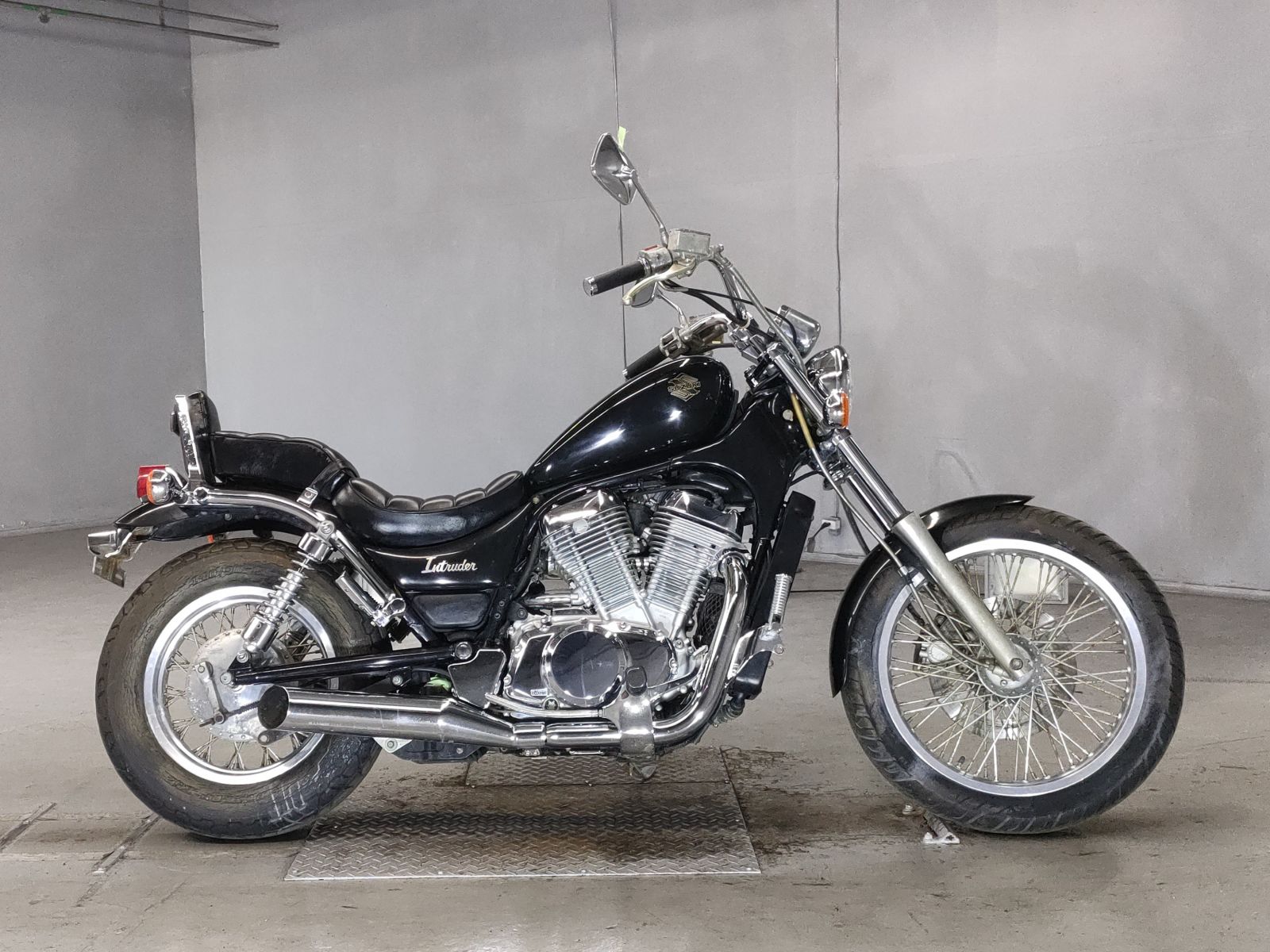 Suzuki INTRUDER 750 1986