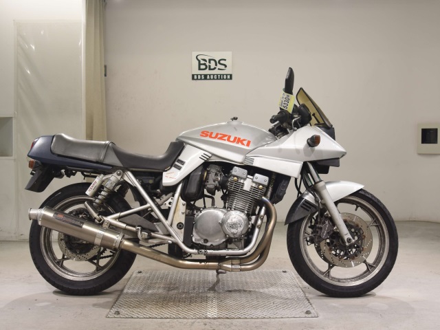 Suzuki GSX400S KATANA 1995