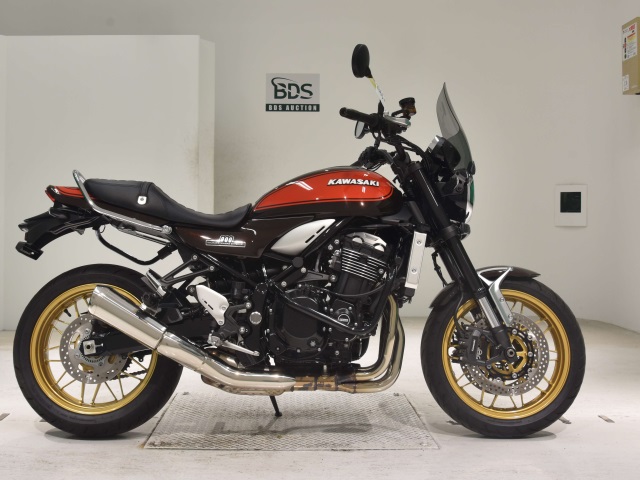 Kawasaki Z900RS 2022