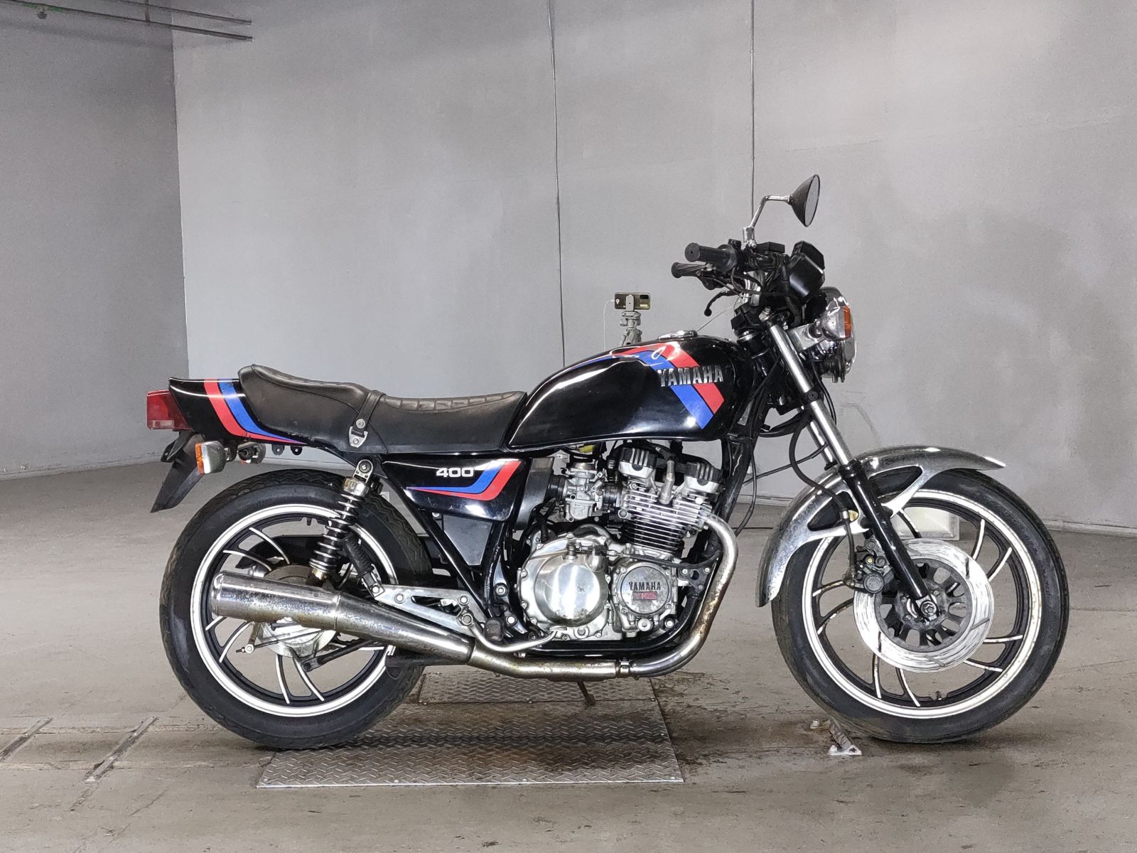 Yamaha XJ400