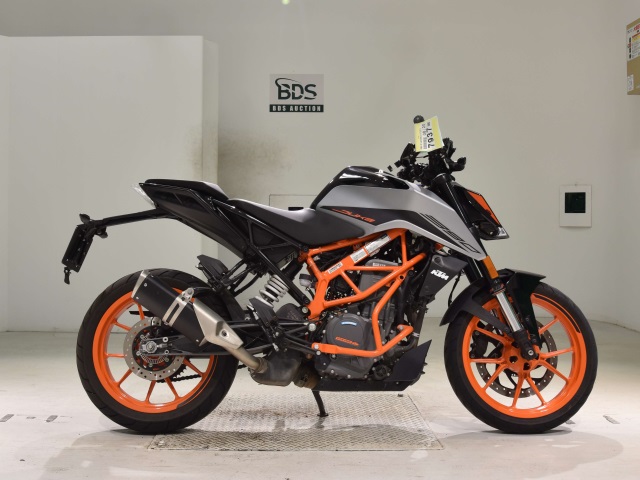KTM 390 DUKE 2023