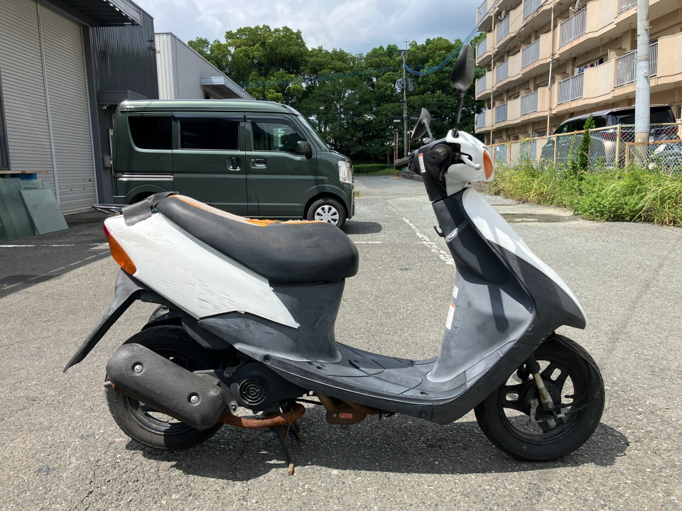 Suzuki LETS2