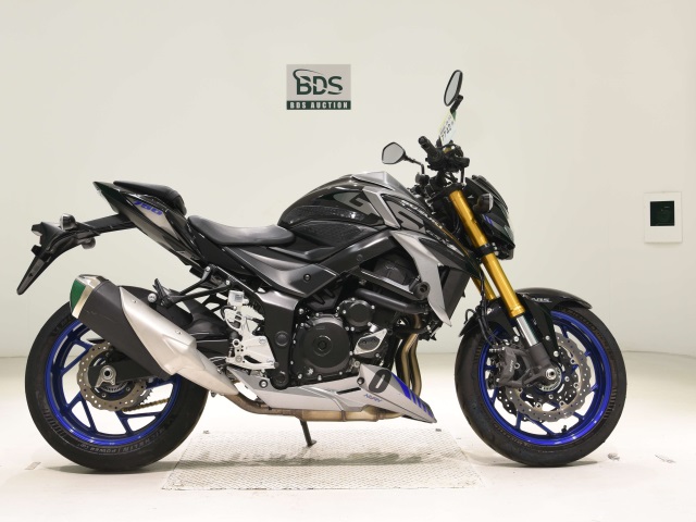 Suzuki GSX-S750 2021
