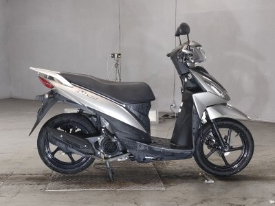 Suzuki ADDRESS V110