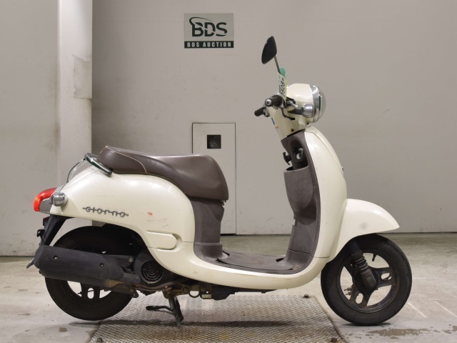 Honda GIORNO 2011