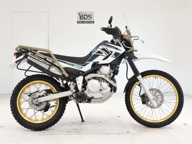 Yamaha SEROW XT250 2016