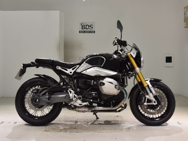 BMW R NINE T 2014