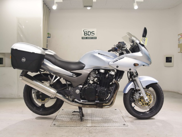 Kawasaki ZR-7S 2004