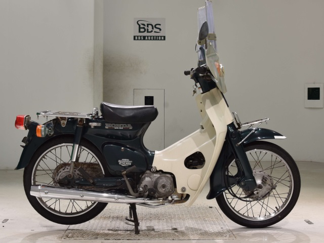 Honda C90 2001
