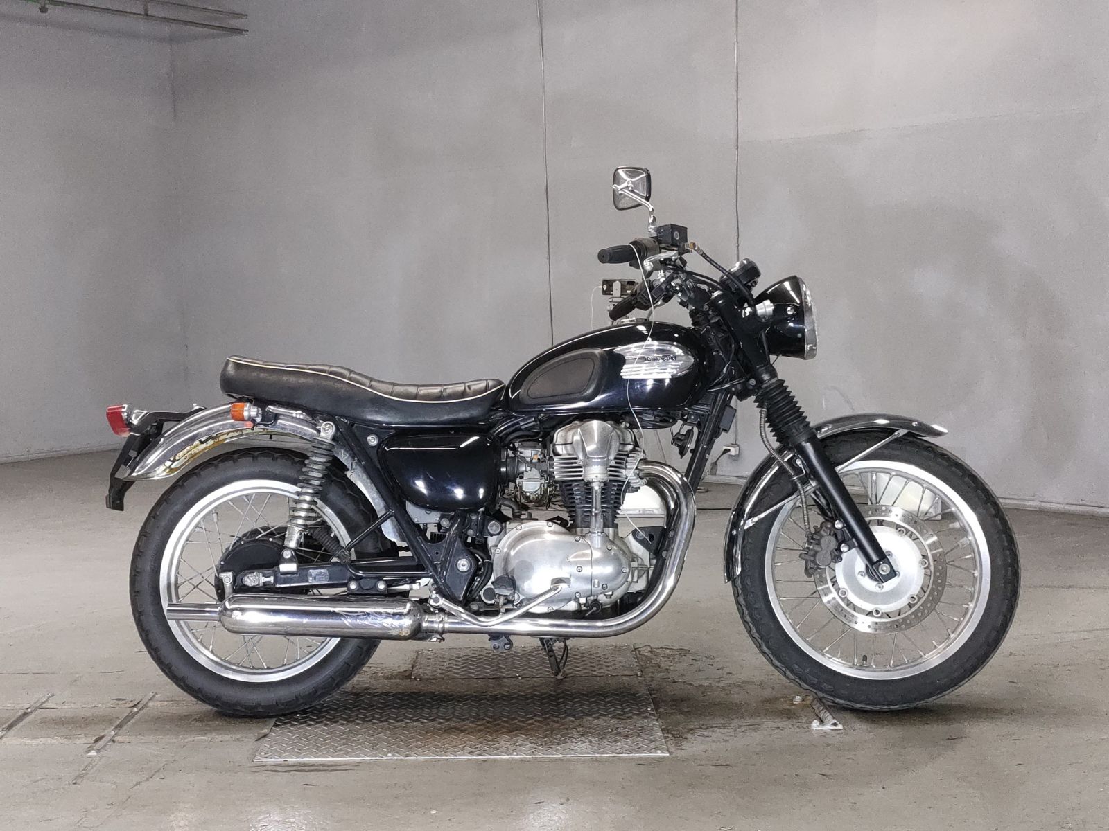 Kawasaki W400 2006