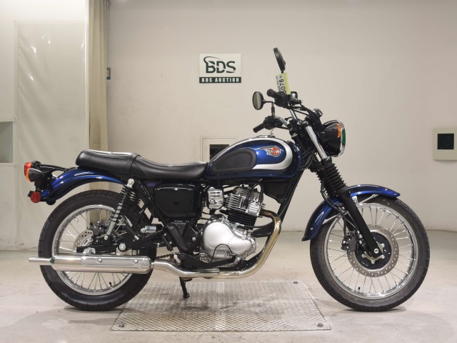Kawasaki W230 2025