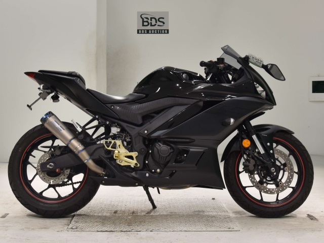 Yamaha YZF-R25A 2021