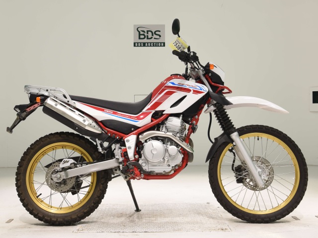Yamaha SEROW XT250 2020