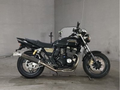 Yamaha XJR400 1995