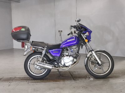 Suzuki GN125 2014