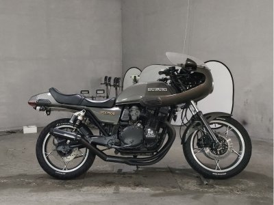 Suzuki GSX750E