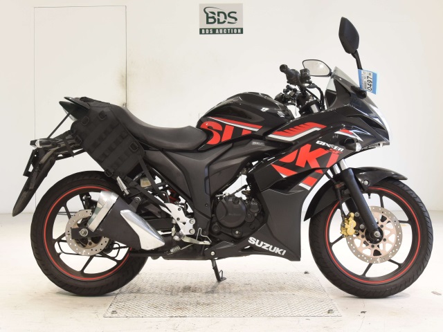 Suzuki GIXXER150SF 2017