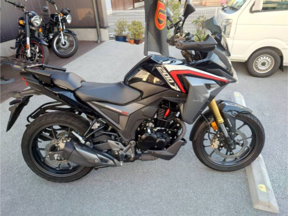 Honda CB200XA 2021
