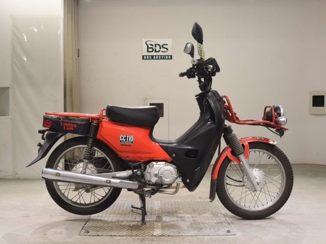 Honda CC110 CROSSCUB 2016