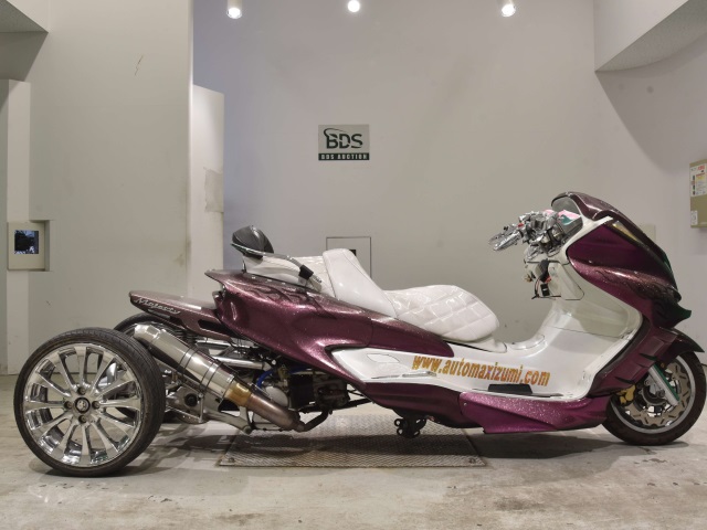 Yamaha MAJESTY 250 TRIKE 2002