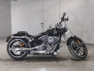 HD BREAKOUT FXSB1580 2015