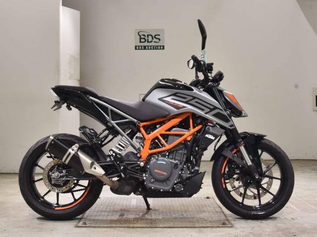 KTM 250 DUKE 2022