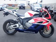 Honda CBR1000RR 2005