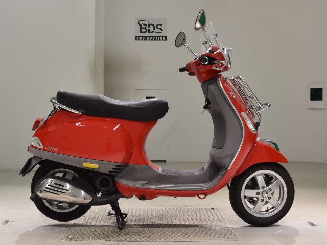 Vespa LX125