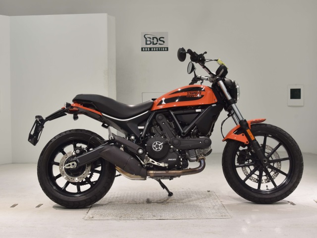 Ducati SCRAMBLER SIXTY2 2016