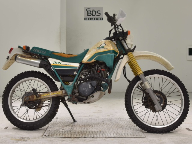 Yamaha SEROW XT225 1987
