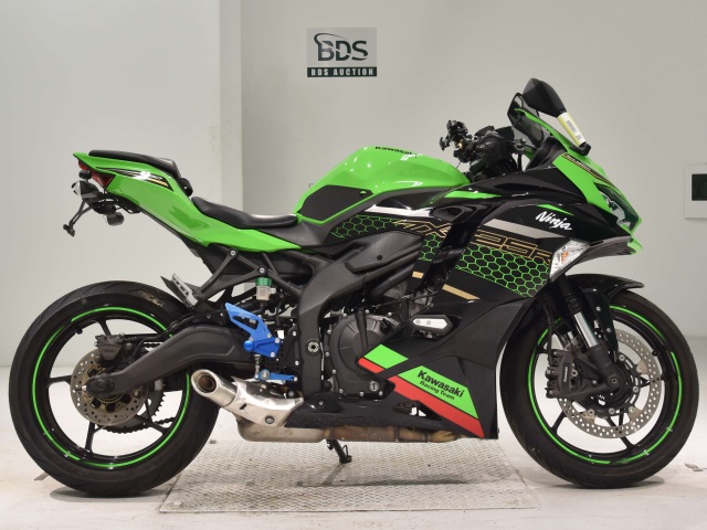 Kawasaki NINJA ZX-25R 2021