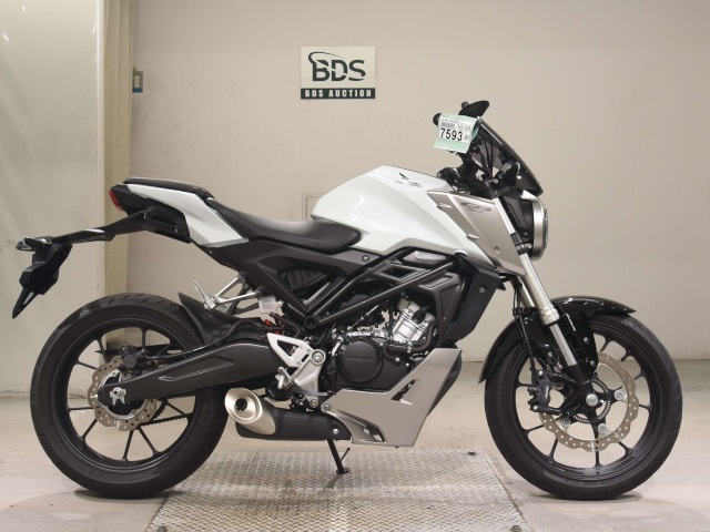 Honda CB125R 2018