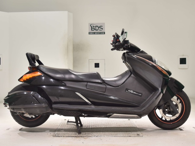 Suzuki GEMMA250