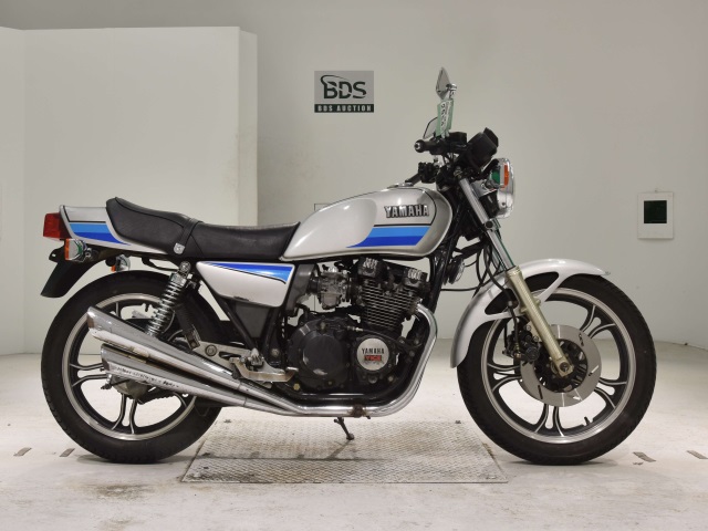 Yamaha XJ400D 1982
