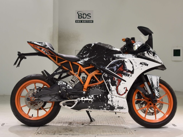 KTM RC 390 2015