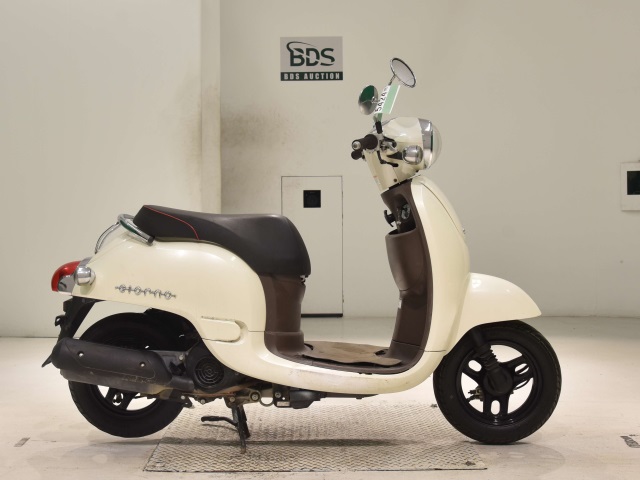 Honda GIORNO 2011