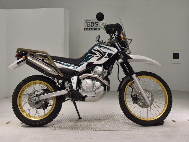 Yamaha SEROW XT250 2017
